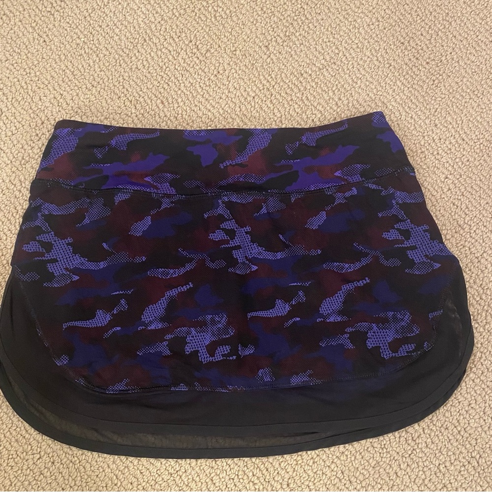 Lululemon tennis skirt size 4